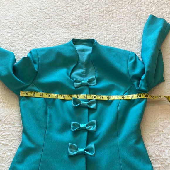 🦩Vintage 🦩teal chiffon key hole necklined jacket & pencil skirt. 😱So fabulous - Picture 14 of 16